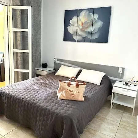 Orlando Grande Terassa Apartament *