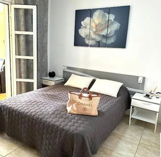 Orlando Grande Terassa Апартаменти *